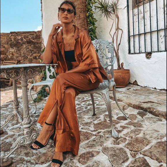 LAST Set-NWT Zara 2-P Satin Pajama Shirt & Pants - Picture 12 of 12